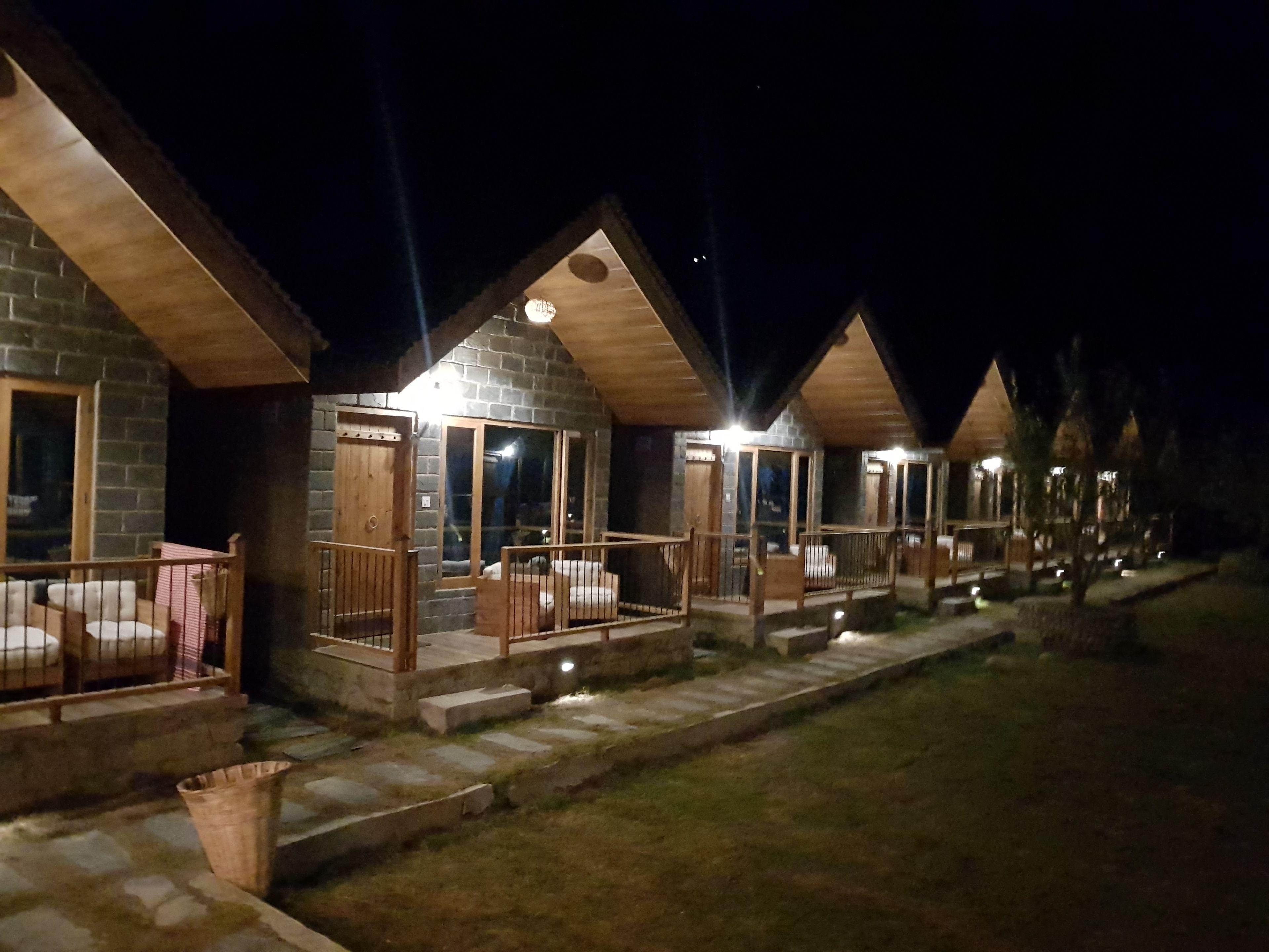 Winterfell The Stay, Unique River Front Resort — Photos 3
